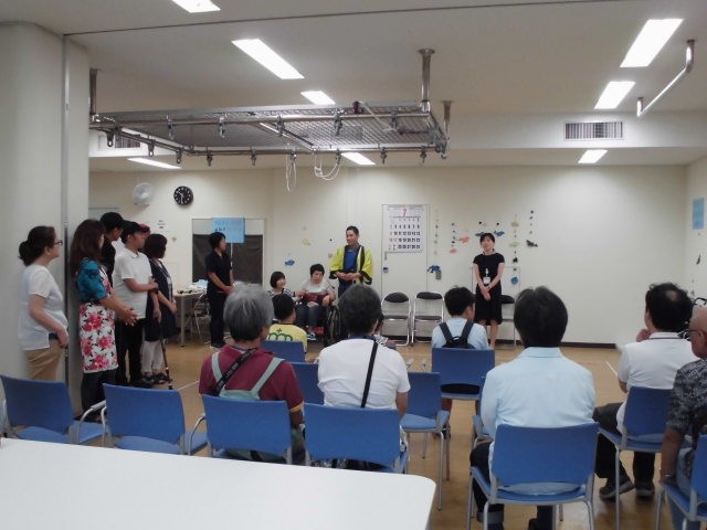 開会式の様子です。